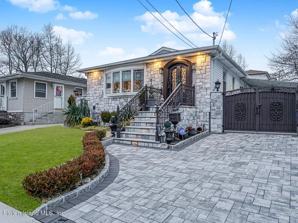 37 W Ter, Staten Island, NY 10312