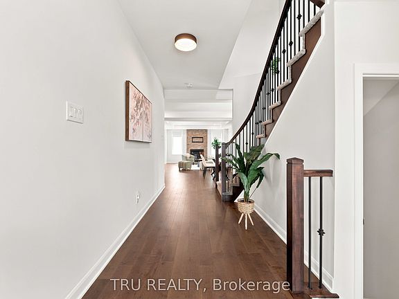 3rd image of 603 Winterset Rd