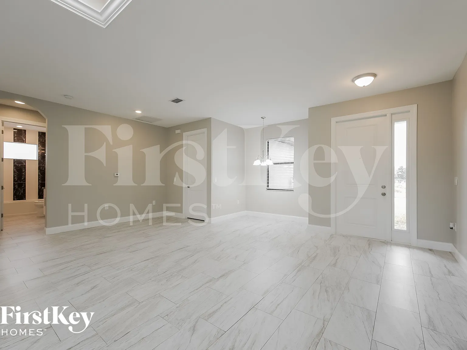 3 bed, 2.0 bath, 1592 sqft, $2,325 — Photo 4