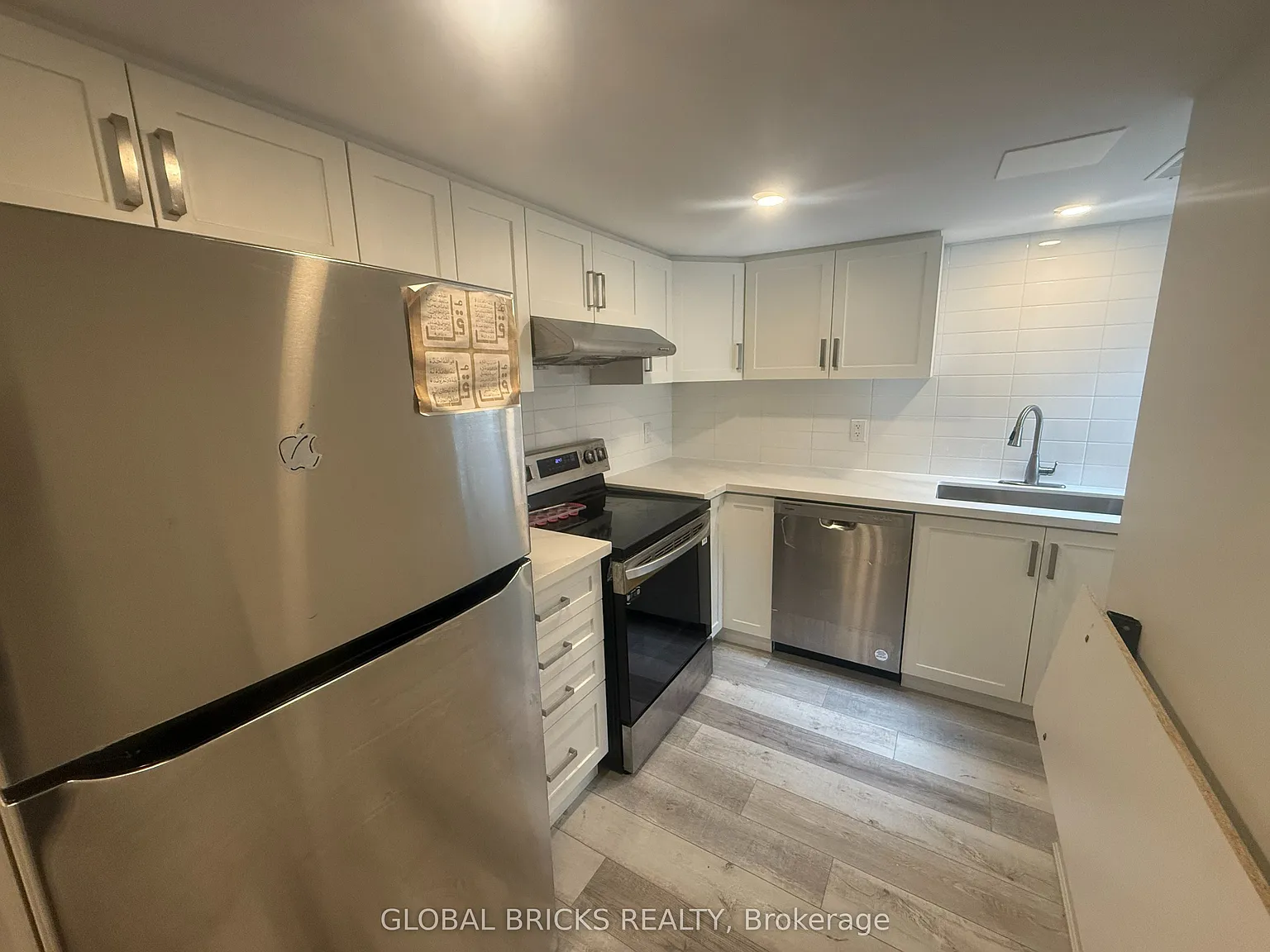 1 bed, $1,799 — Photo 4