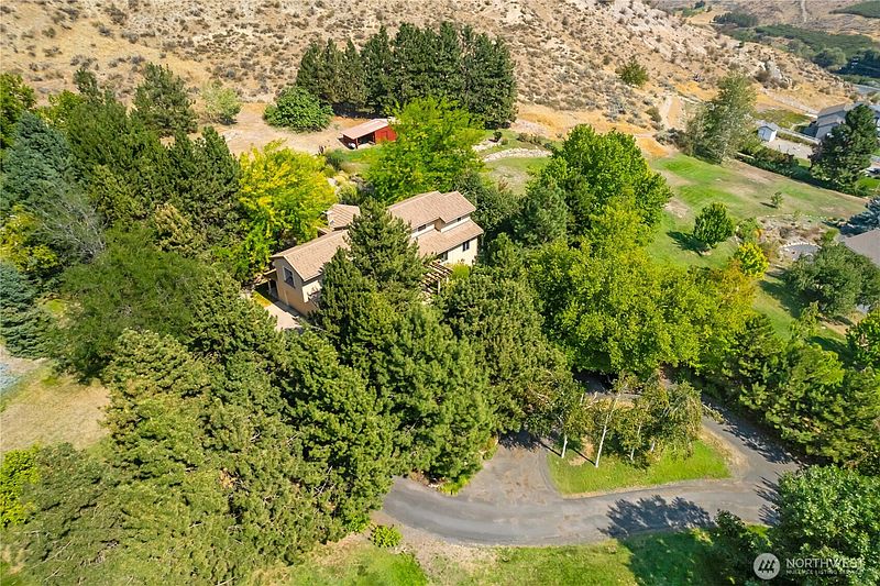 4th image of 1100 Pitcher Canyon Road