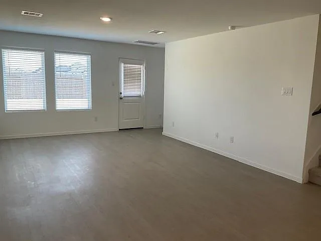 1627 Birch Wood Dr — Photo 6