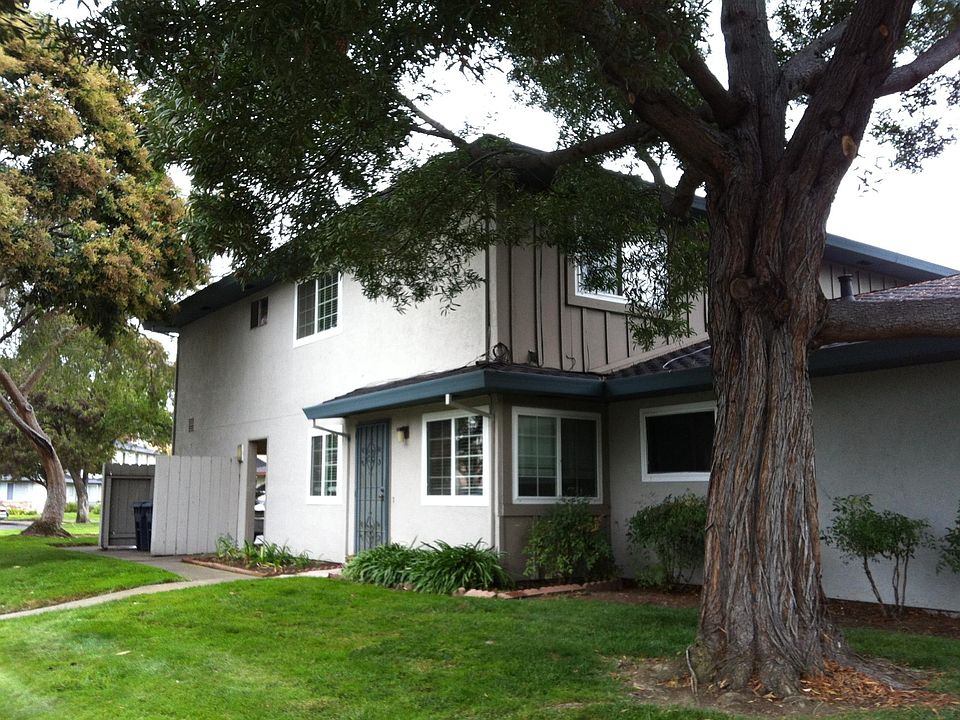 1st image of 34732 Skylark Dr APT 3