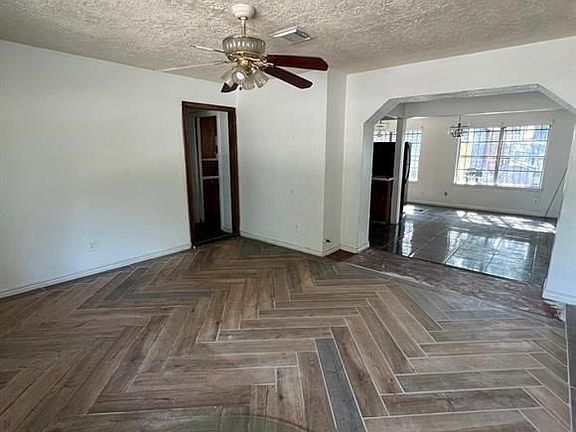 5th image of 11301 Bannister Ln