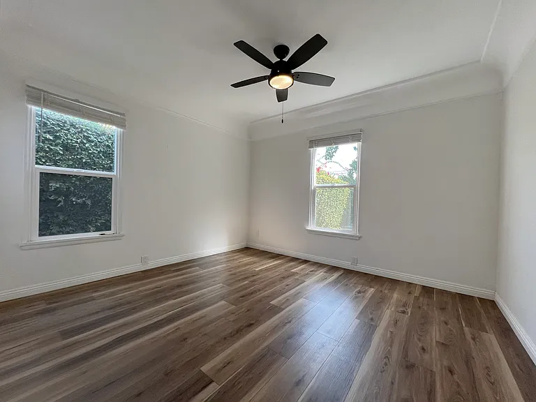 2318 Eucalyptus Ave #2318 — Photo 17
