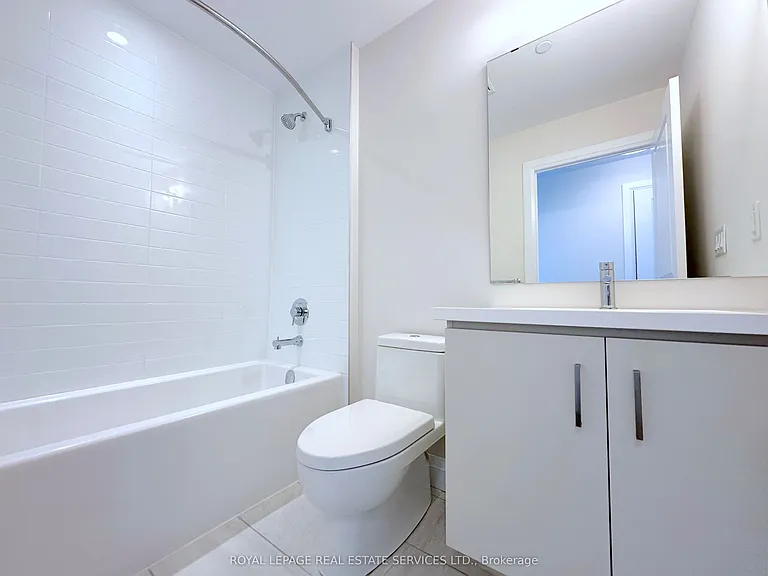 2333 Taunton Rd #407 — Photo 7