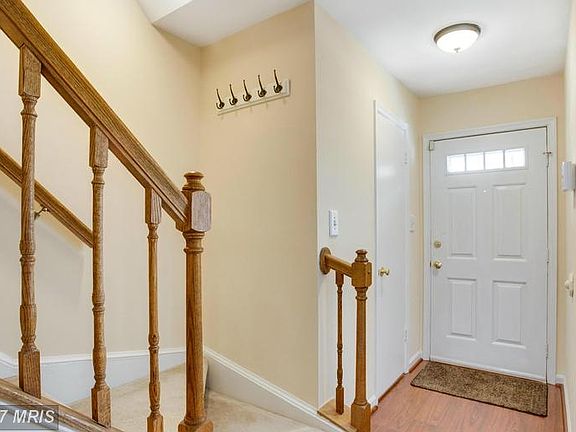 2nd image of 4472 Starling Ct