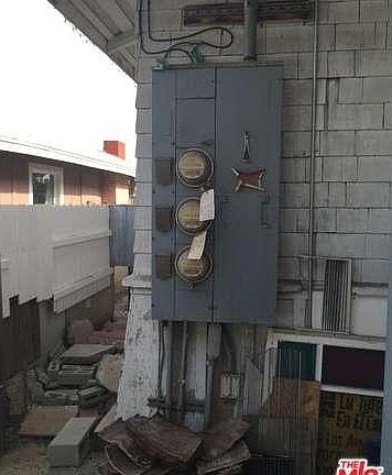 5th image of 523 N Gramercy Pl
