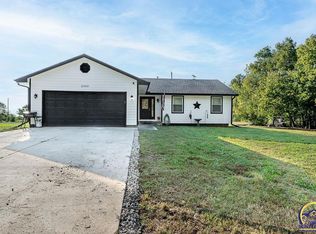 21015 N Sail A Way Dr, Overbrook, KS 66524