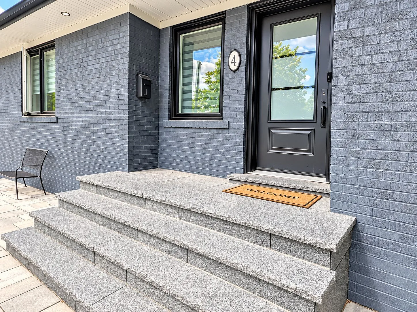 4 bed, $5,300 — Photo 2