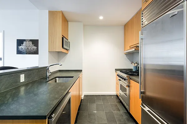 Sold by Tabak Real Estate | media 2