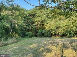 Magnolia Pl, Springfield, WV 26763