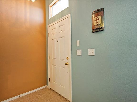 3rd image of 12461 Tierra Cebada Dr