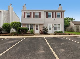 1243 Marywood Ct, Aurora, IL 60505