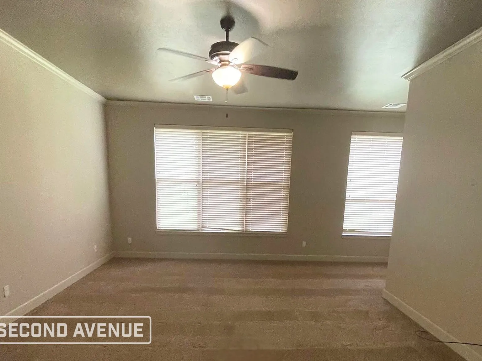 3 bed, 2.5 bath, 1999 sqft, $1,889 — Photo 4