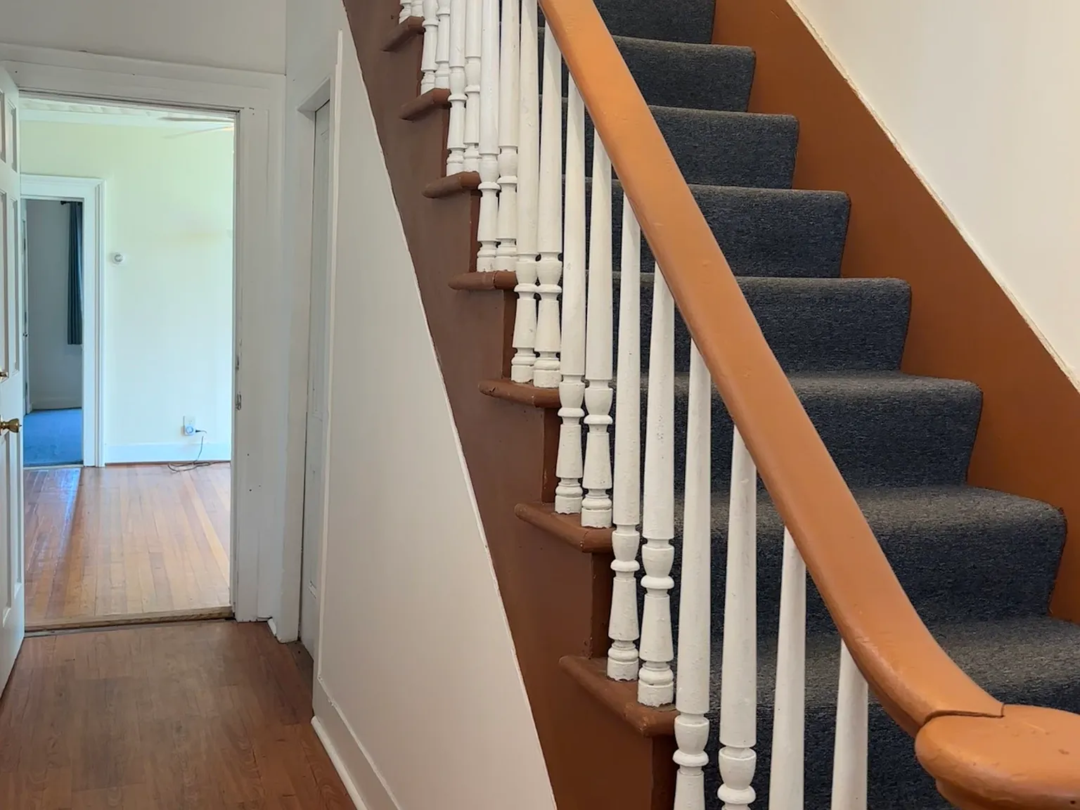 6 bed, $5,070 — Photo 3