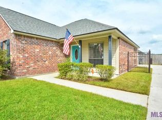 33754 Duff Rd, Walker, LA 70785