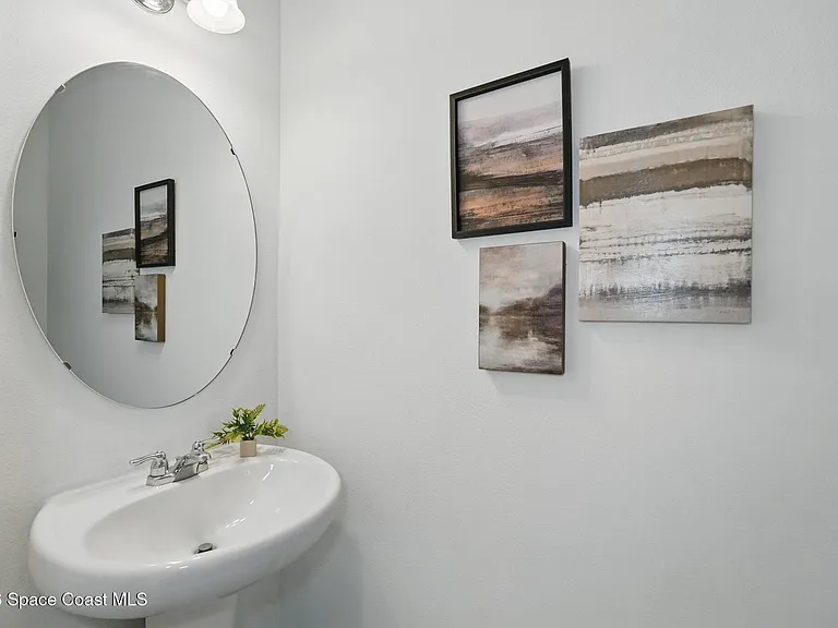2024 Hemingway Cir — Photo 5