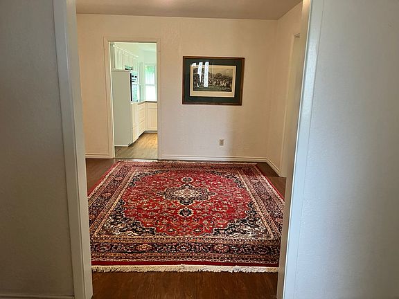 Dining room -- just off the entryway