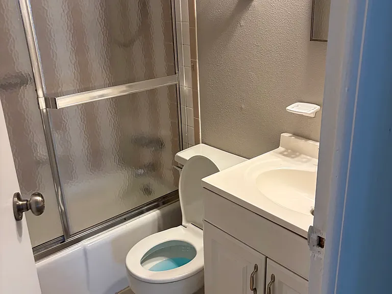 166 Maple St #1 — Photo 1
