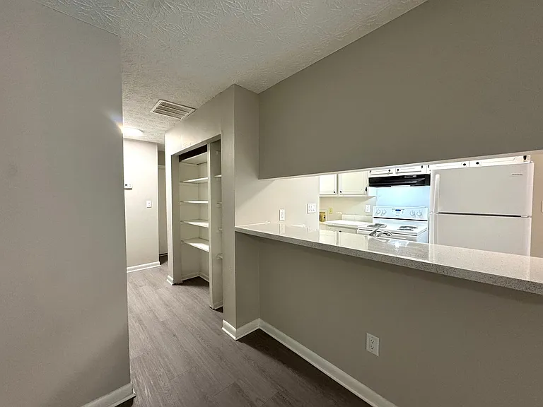 662 Bellemeade Dr — Photo 5