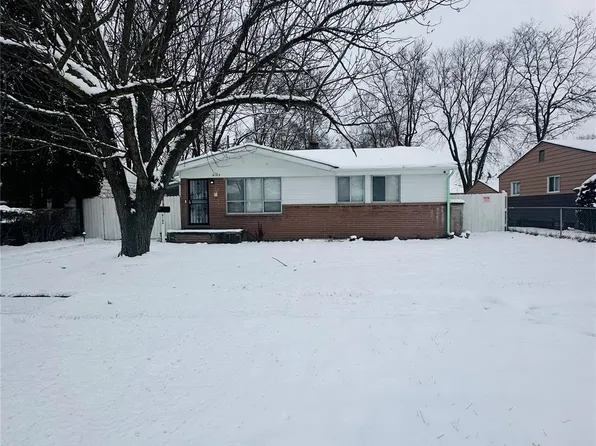 6164 Natchez Dr, Mount Morris, MI 48458