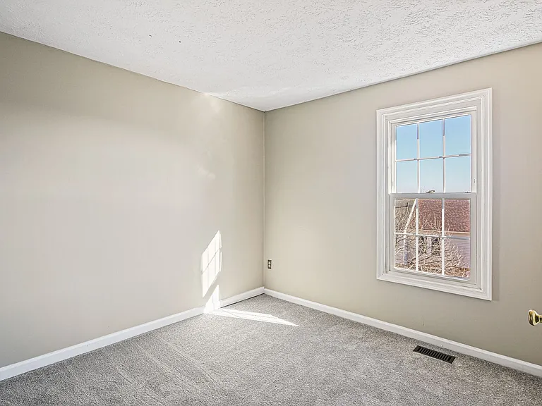 5 Brantwood Ct — Photo 15