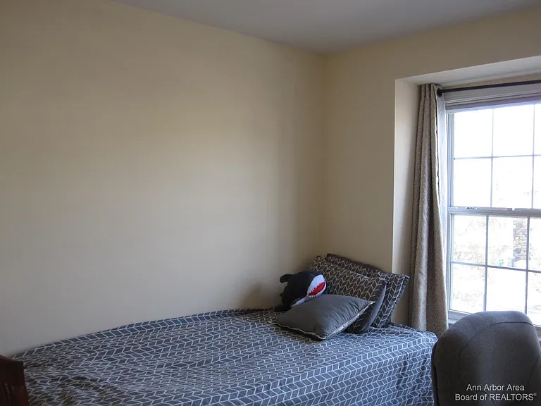 2806 Barclay Way — Photo 8