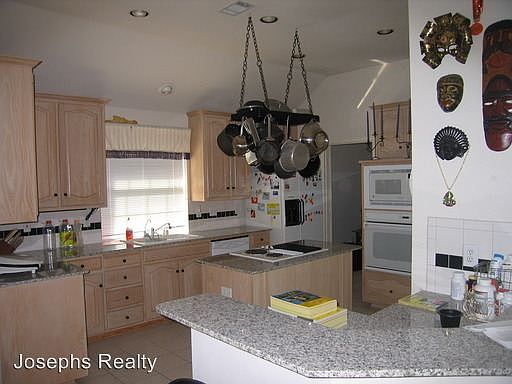 1st image of 505 Lancashire Dr