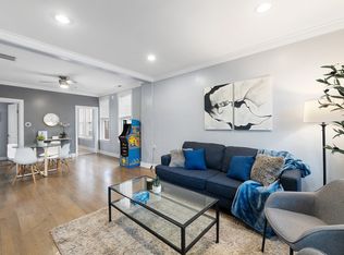 1408 W Ohio St #ID1244924P, Chicago, IL 60642