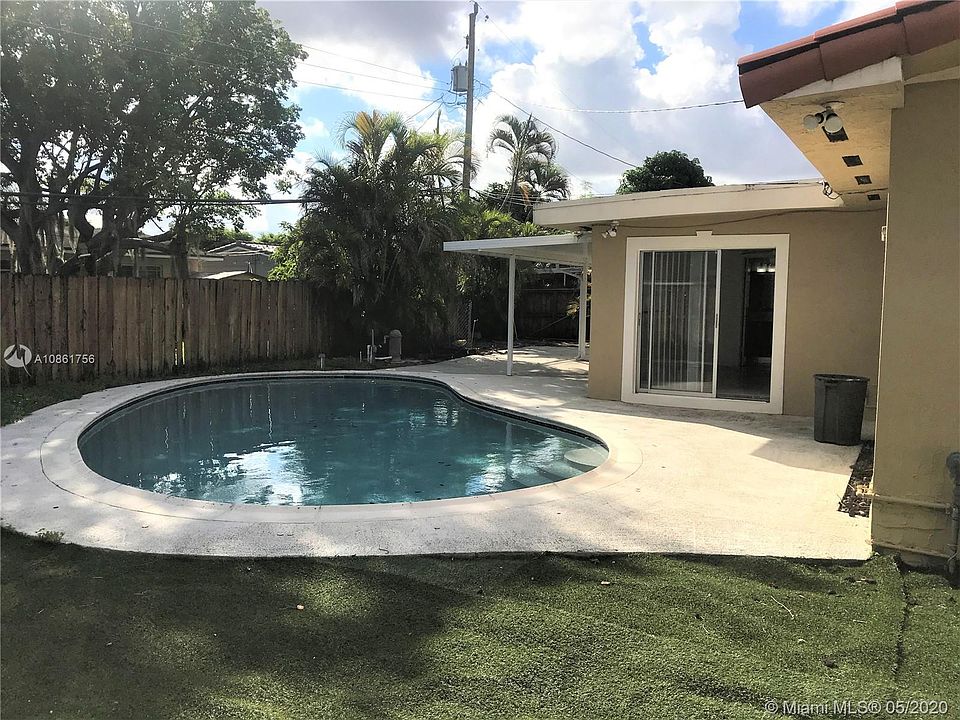 1st image of 5531 W 6th Ct #5531