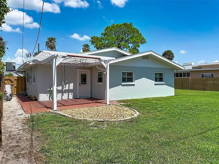 3602 Casablanca Ave — Photo 50