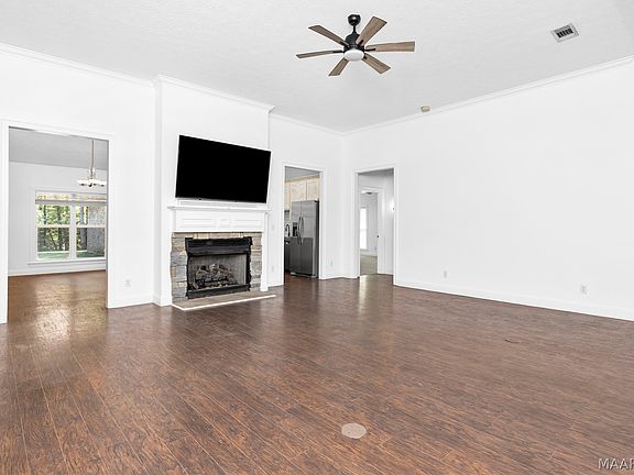 4th image of 236 Weoka Ridge Dr