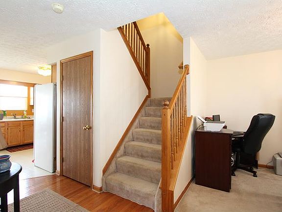 4th image of 6393 Glenmont Dr