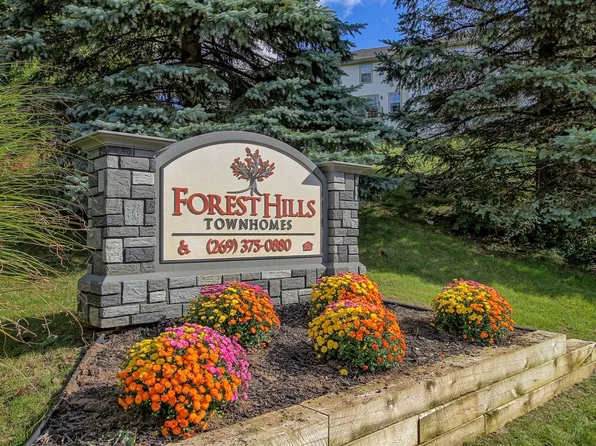 Forest Hills Townhomes