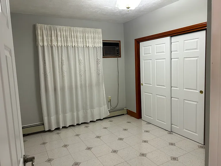 58 Maple St #2 — Photo 9