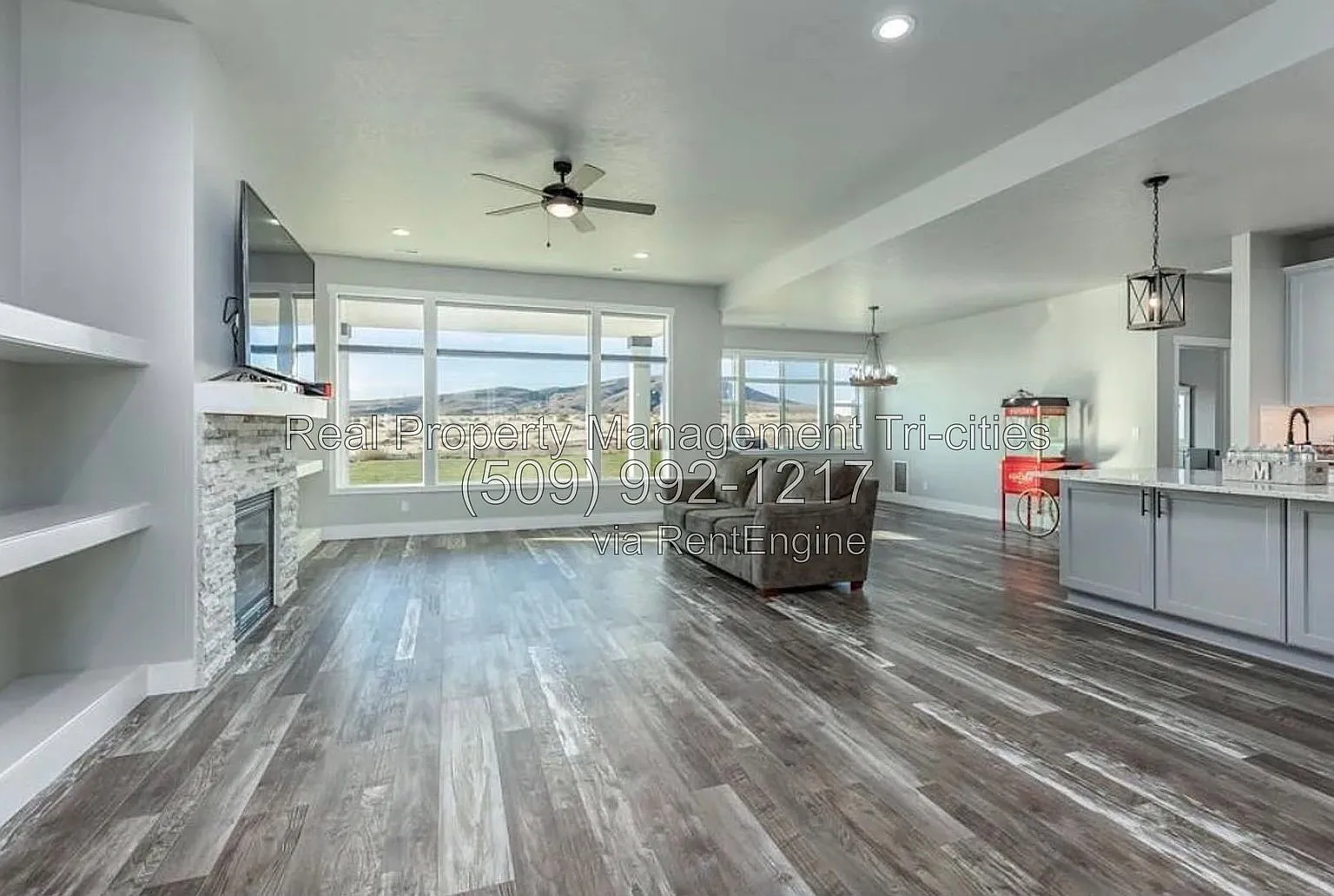3 bed, 2.0 bath, 2254 sqft, $2,895 — Photo 3