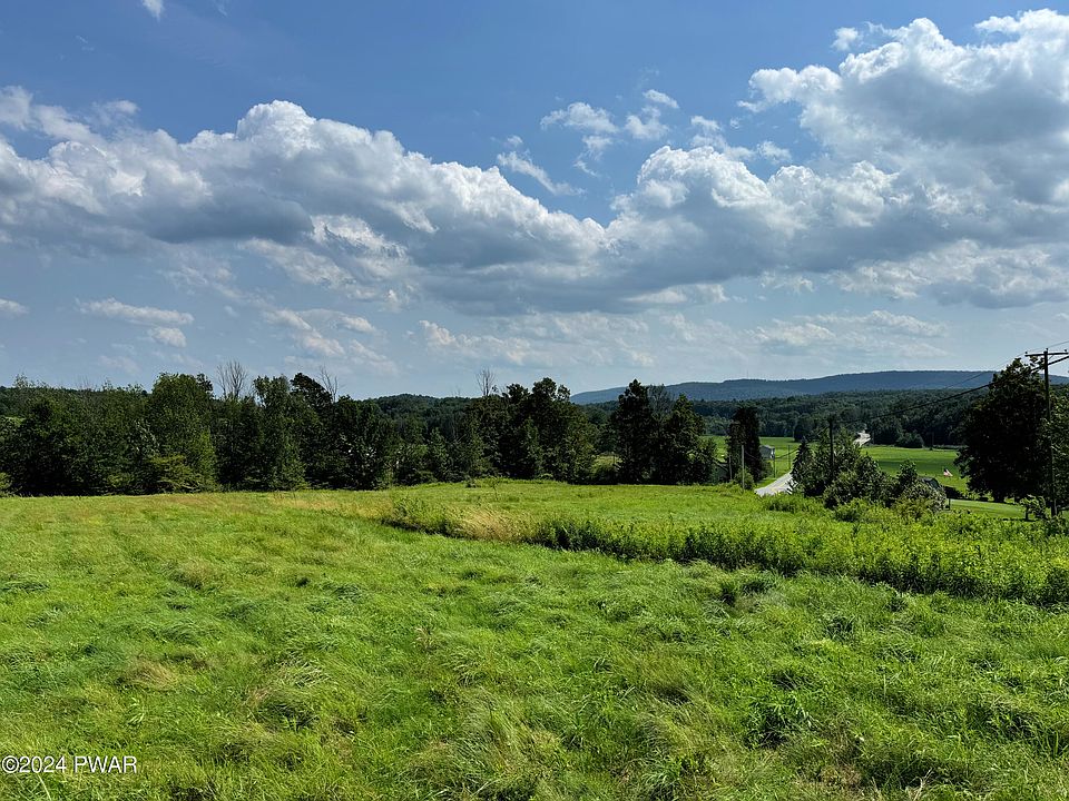 1st image of Creek Dr