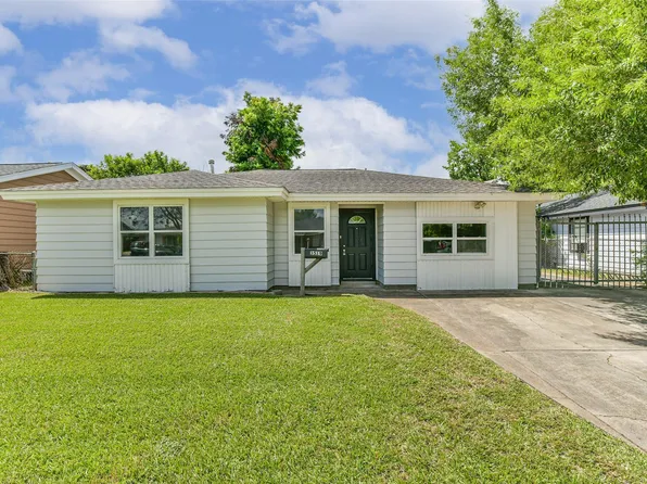 3519 Truxton Dr, Pasadena, TX 77503