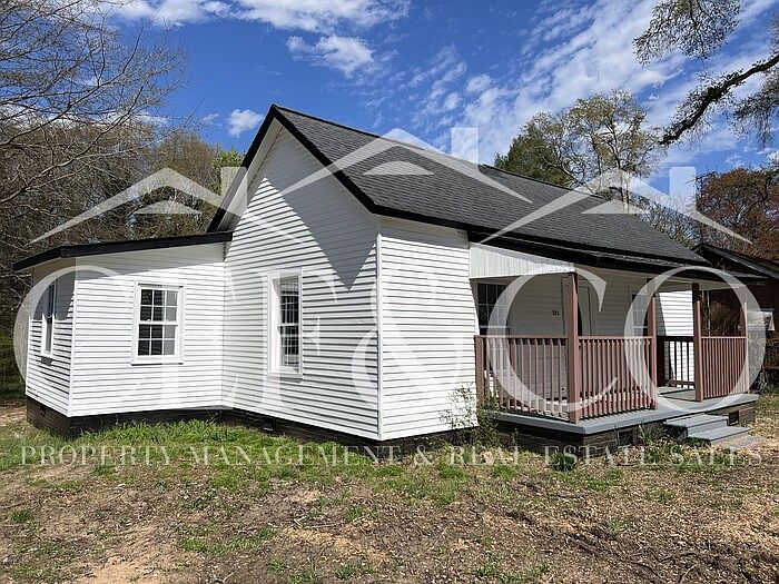 271 Poole St, Woodruff, SC 29388 Zillow