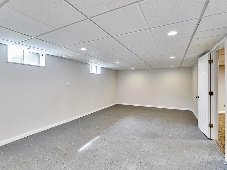 668 Stablestone Dr — Photo 46