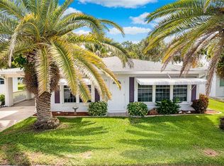 1977 Beach Rd APT 94, Englewood, FL 34223