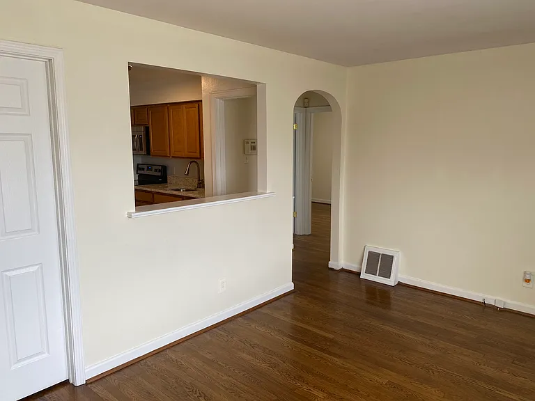 8131 Appleton Dr — Photo 5