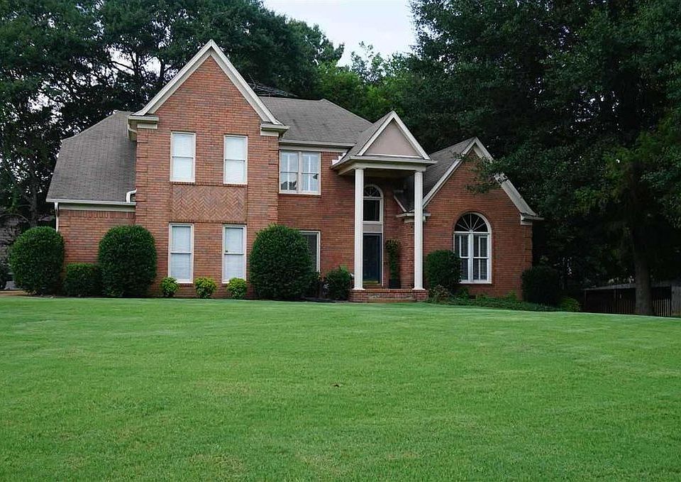 1st image of 753 Lancelot Ln