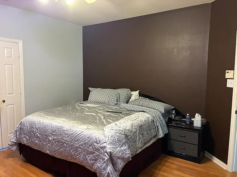 1004 Stanford Ln — Photo 20