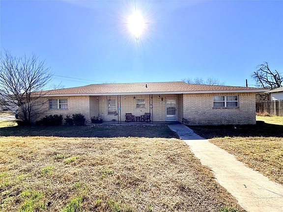 3rd image of 1303 Hanna Valley Rd