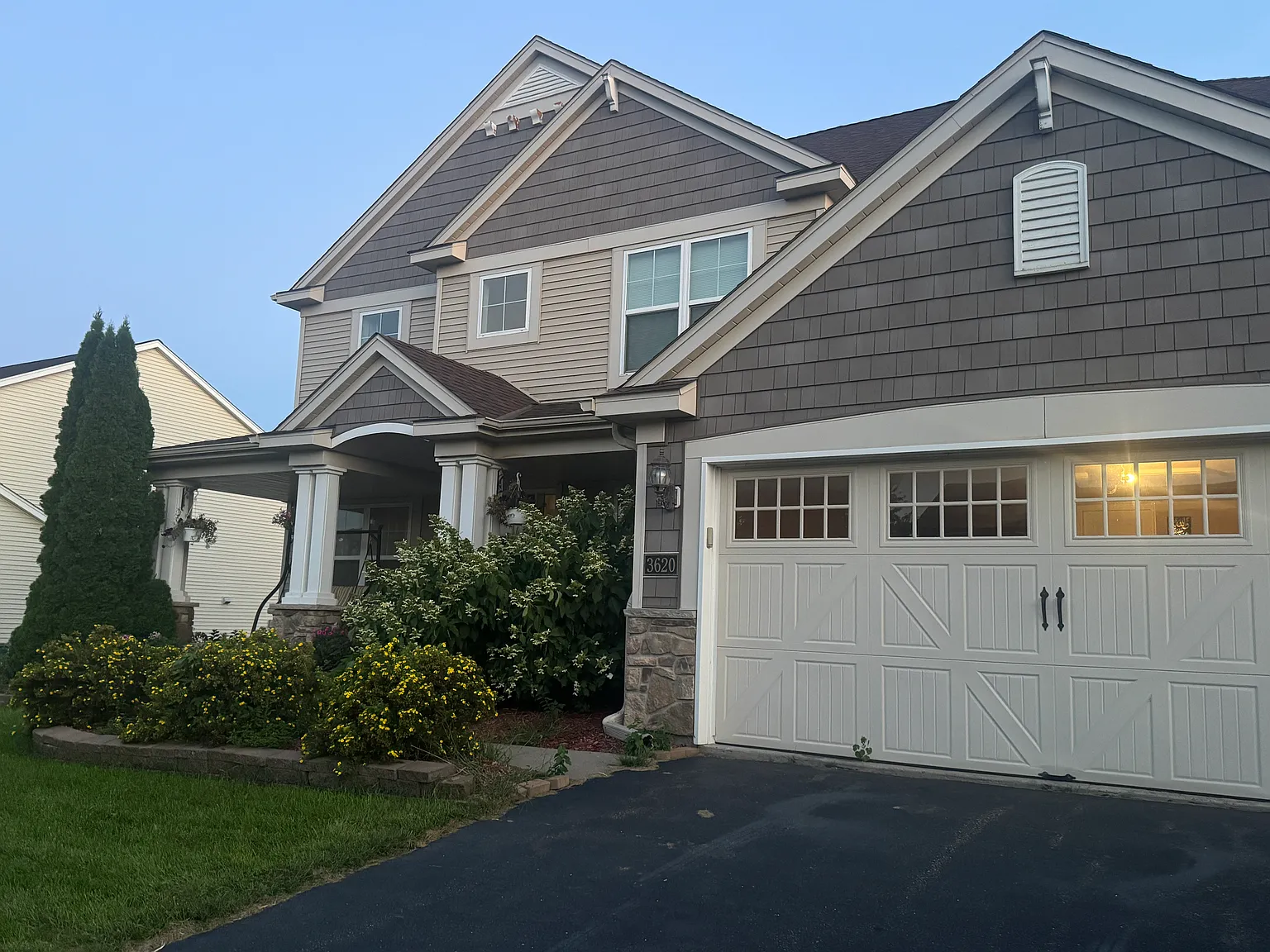 5 bed, 4600 sqft, $3,850 — Photo 1