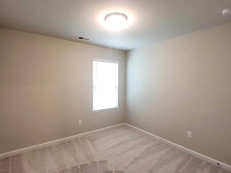 54 Laurel Dr E — Photo 19
