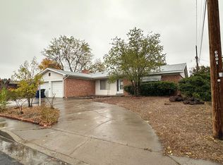2900 Las Cruces St NE, Albuquerque, NM 87110