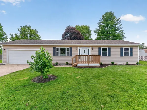 60 Daley Dr SW, Pataskala, OH 43062